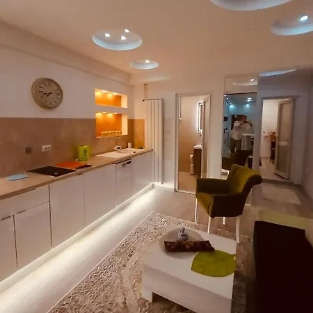 Parking Free شقة *