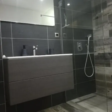 Parking Free شقة سراييفو